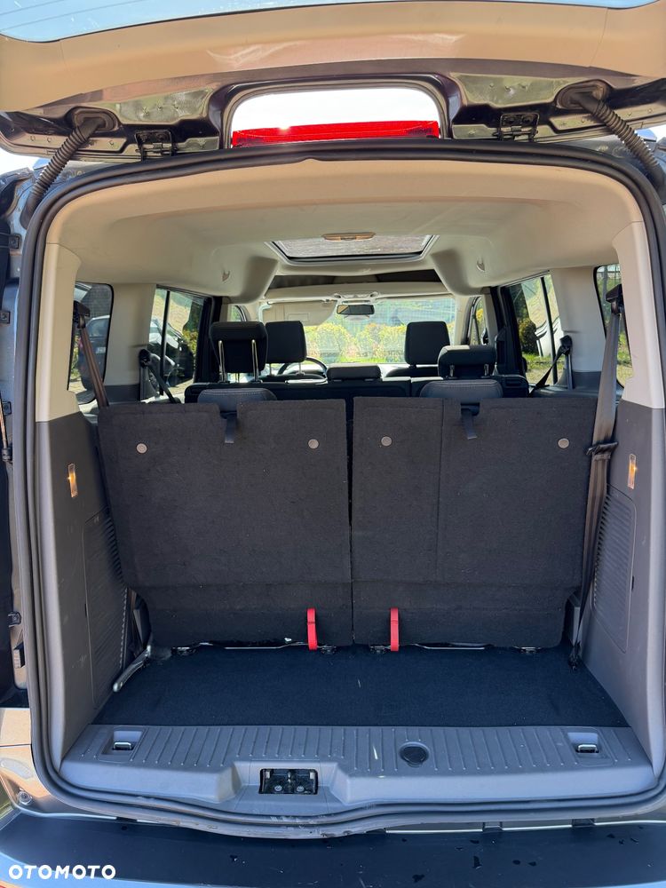 Ford Tourneo Connect Grand - 9