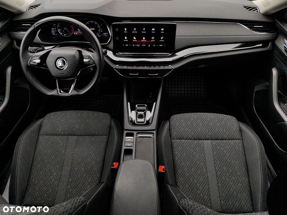 Skoda Octavia 2.0 TDI Style DSG - 11