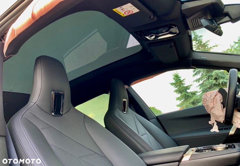 BMW iX xDrive50 - 11
