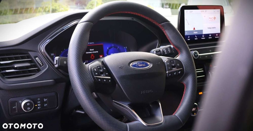 Ford Kuga - 12