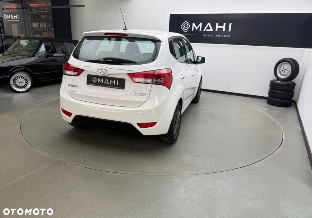 Hyundai ix20 1.4 Classic - 11