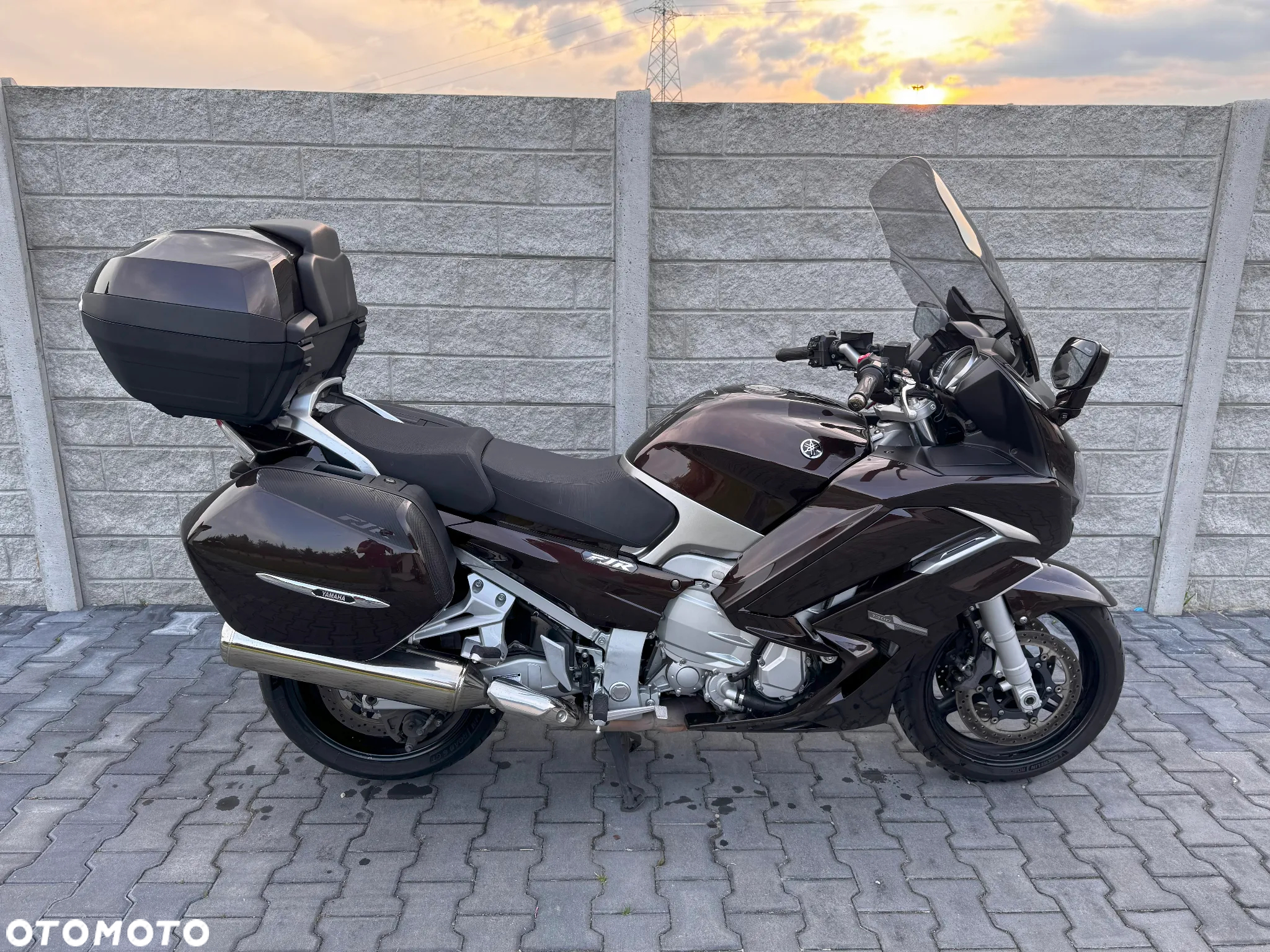 Yamaha FJR - 3
