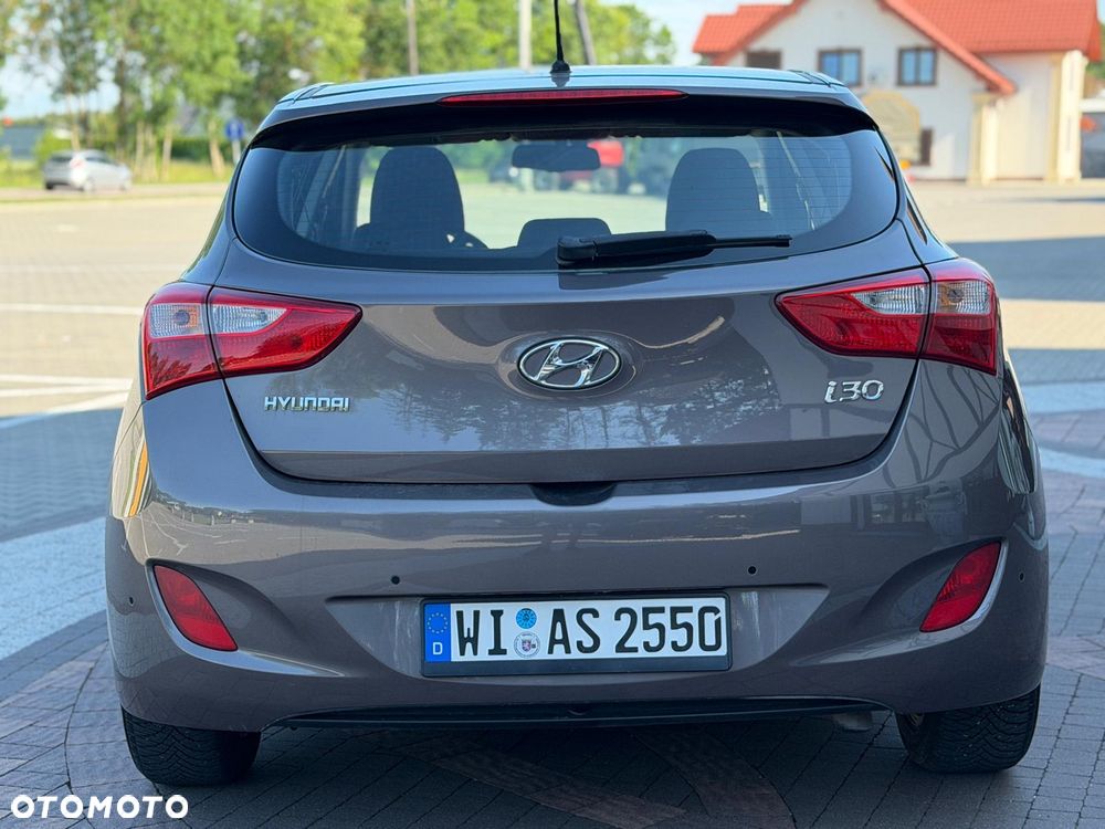 Hyundai i30 1.6 Automatik Trend - 18