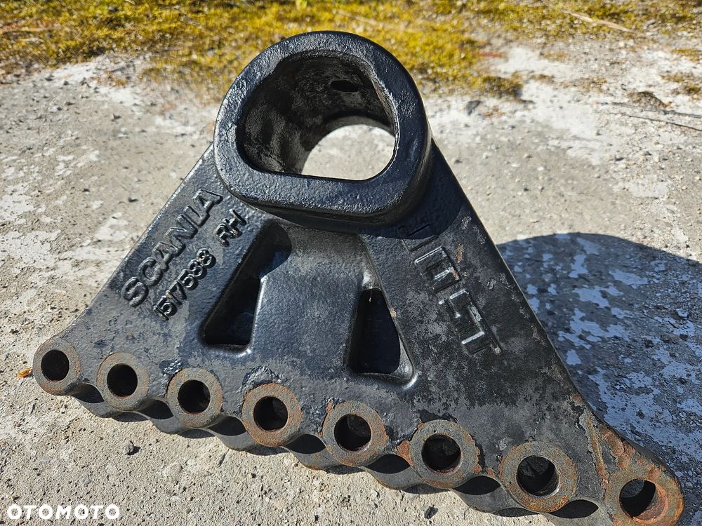 SCANIA łapy siodła Jost 190 * 1517587 ; 1517588 - 4