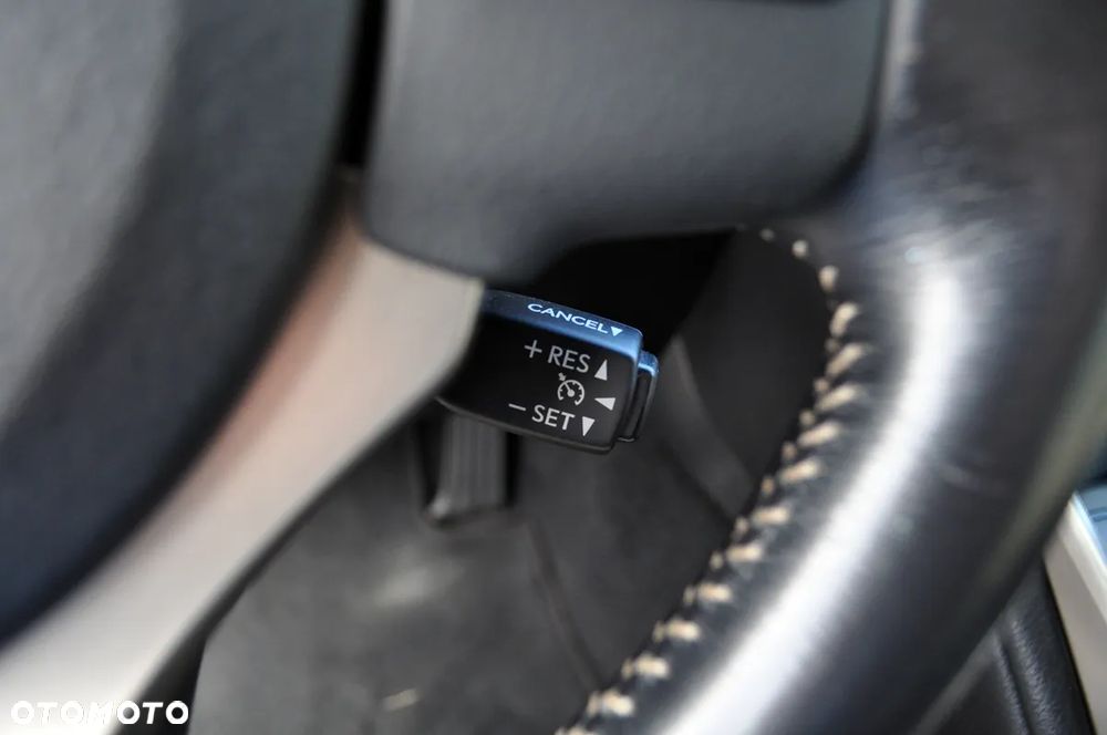 Lexus IS 200t Prestige - 24