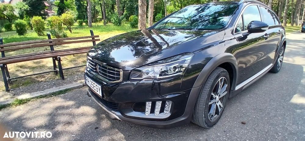 Peugeot 508 RXH Hybrid4 - 2