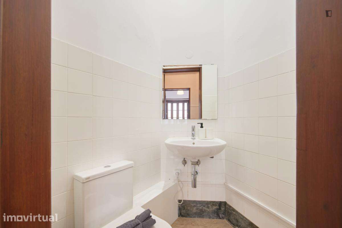Quarto - localizado em Estrela Lisbon - Grande imagem: 5/40
