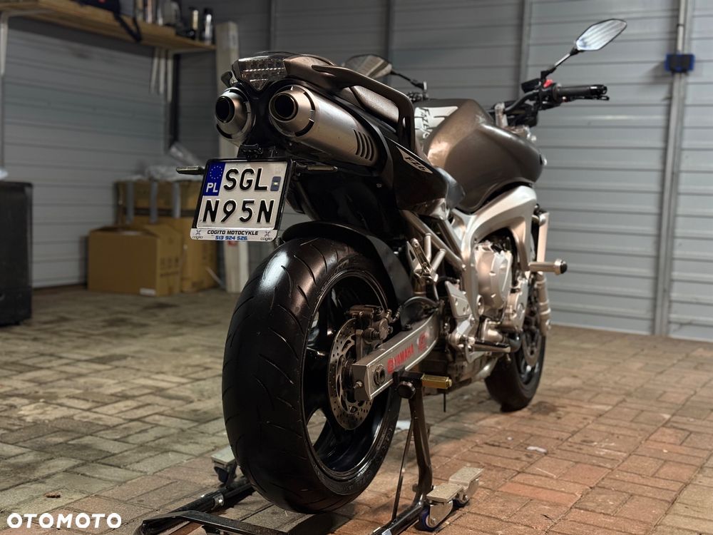 Yamaha FZ6 - 4