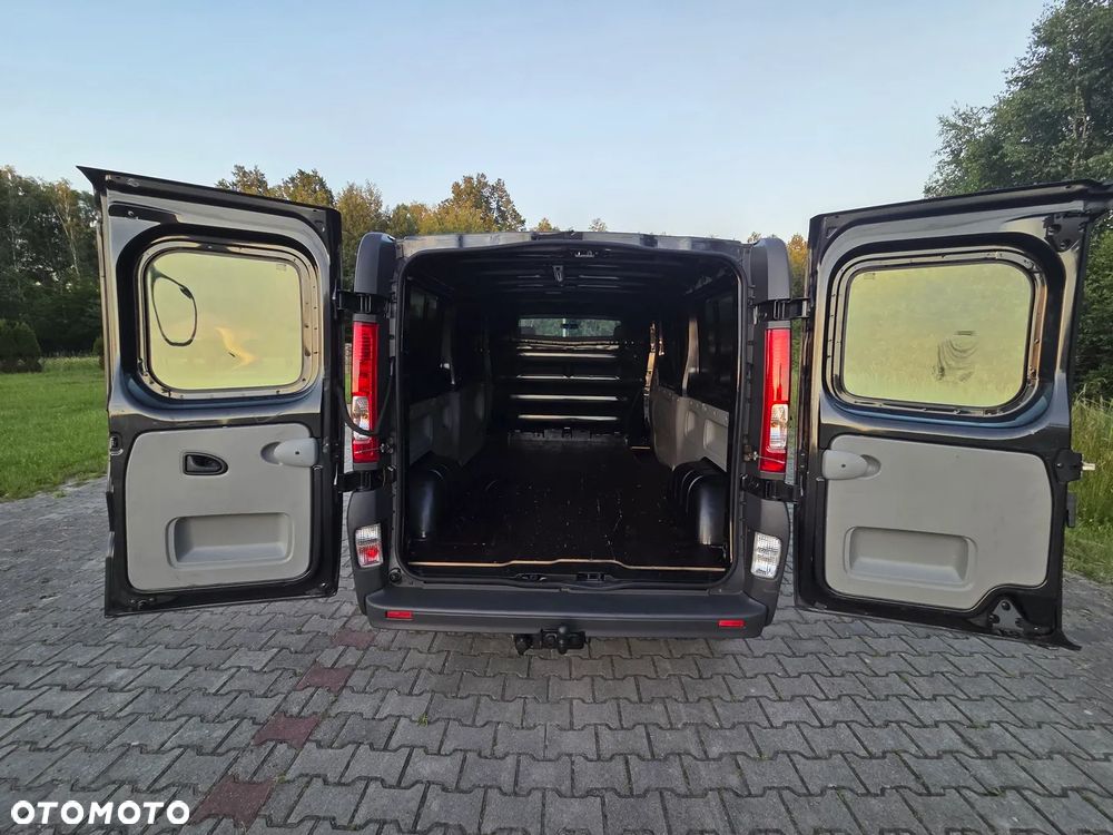 Opel Vivaro - 23