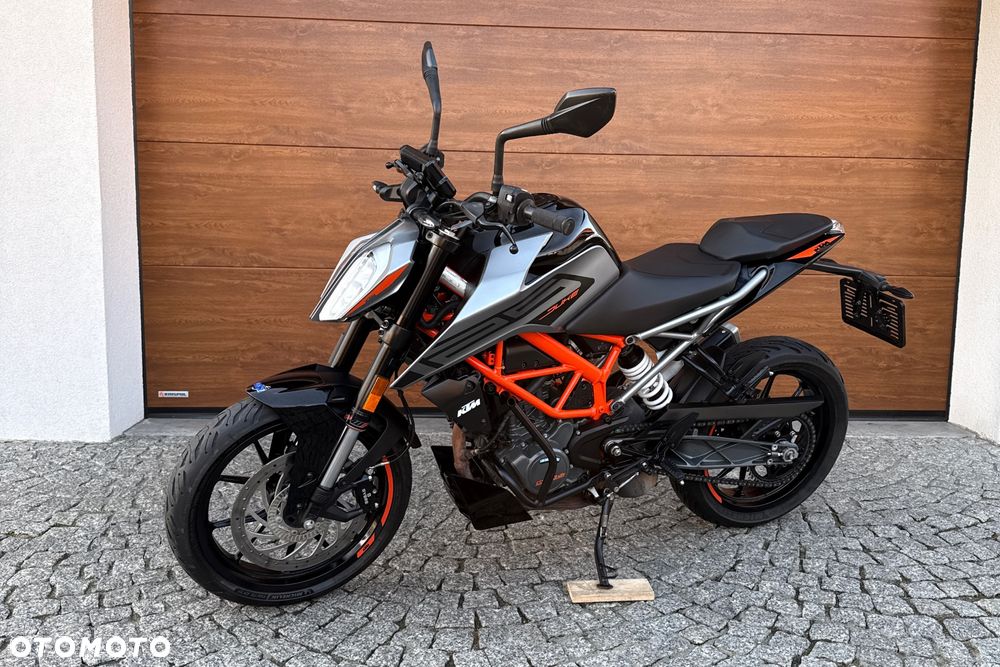 KTM Duke - 16