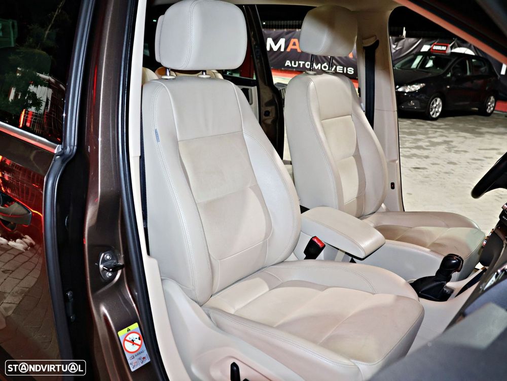 VW Sharan 2.0 TDI Highline DSG - 17