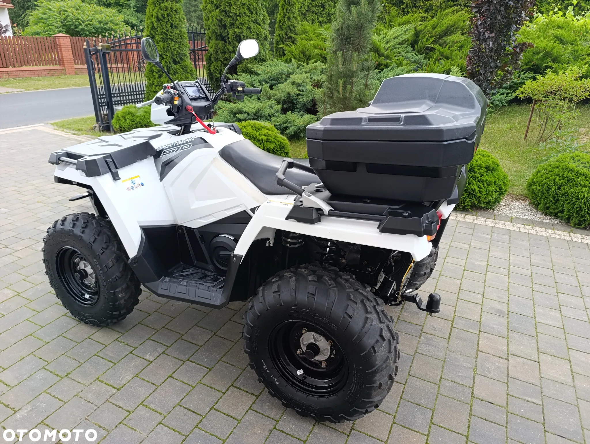 Polaris Sportsman - 6
