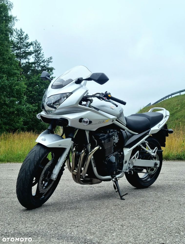 Suzuki Bandit - 1