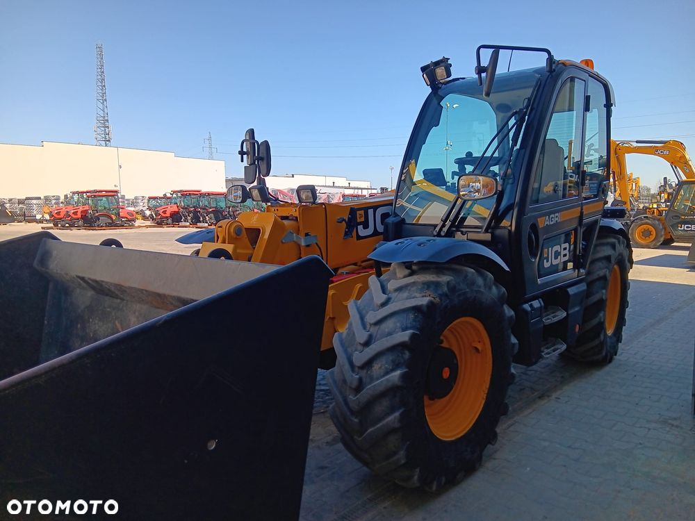 JCB 542-70 Agri - 3