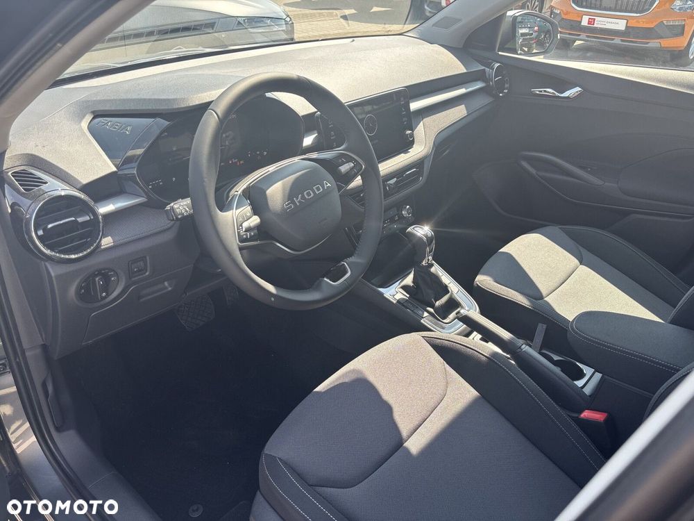 Skoda Fabia 1.5 TSI Drive DSG - 11