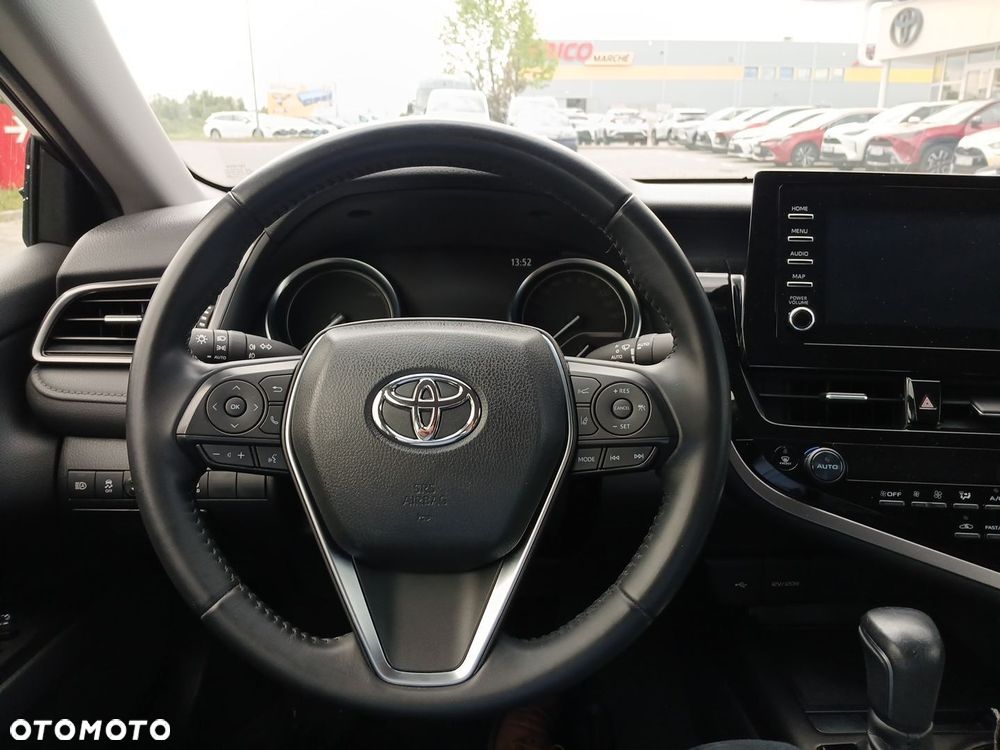Toyota Camry 2.5 Hybrid Comfort CVT - 17
