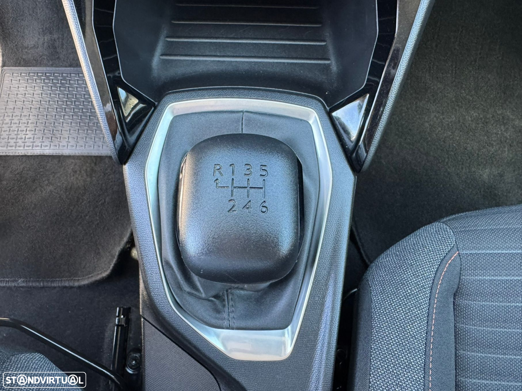 Peugeot 208 1.2 PureTech Active Pack - 22