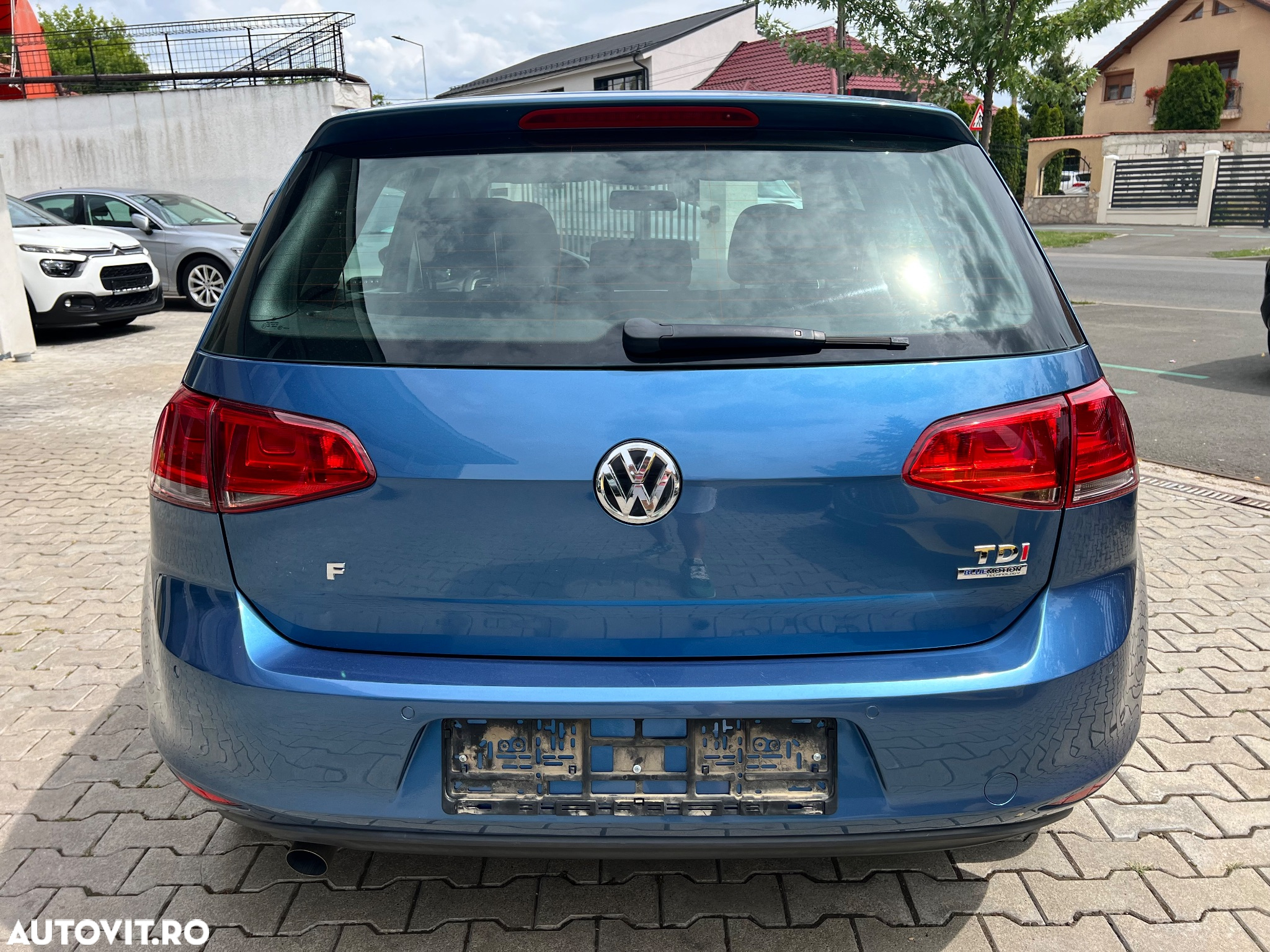 Volkswagen Golf 1.6 TDI BMT Comfortline - 16