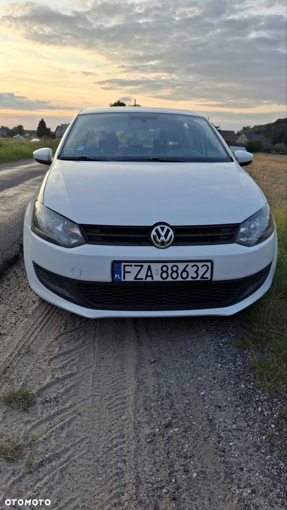Volkswagen Polo - 2