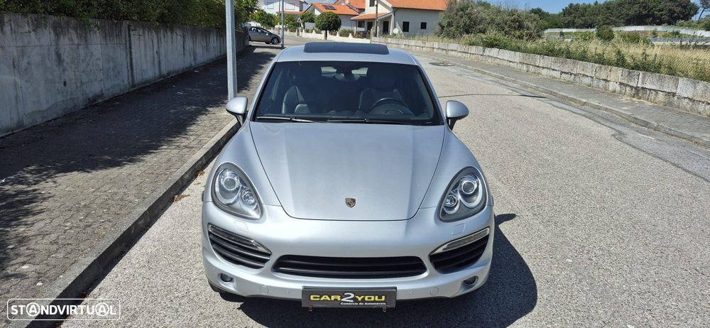 Porsche Cayenne S - 4