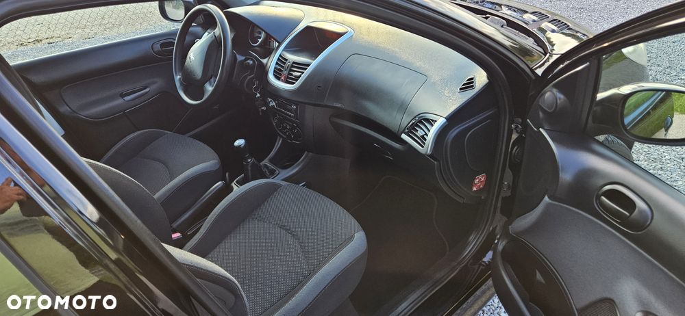 Peugeot 206 plus - 6