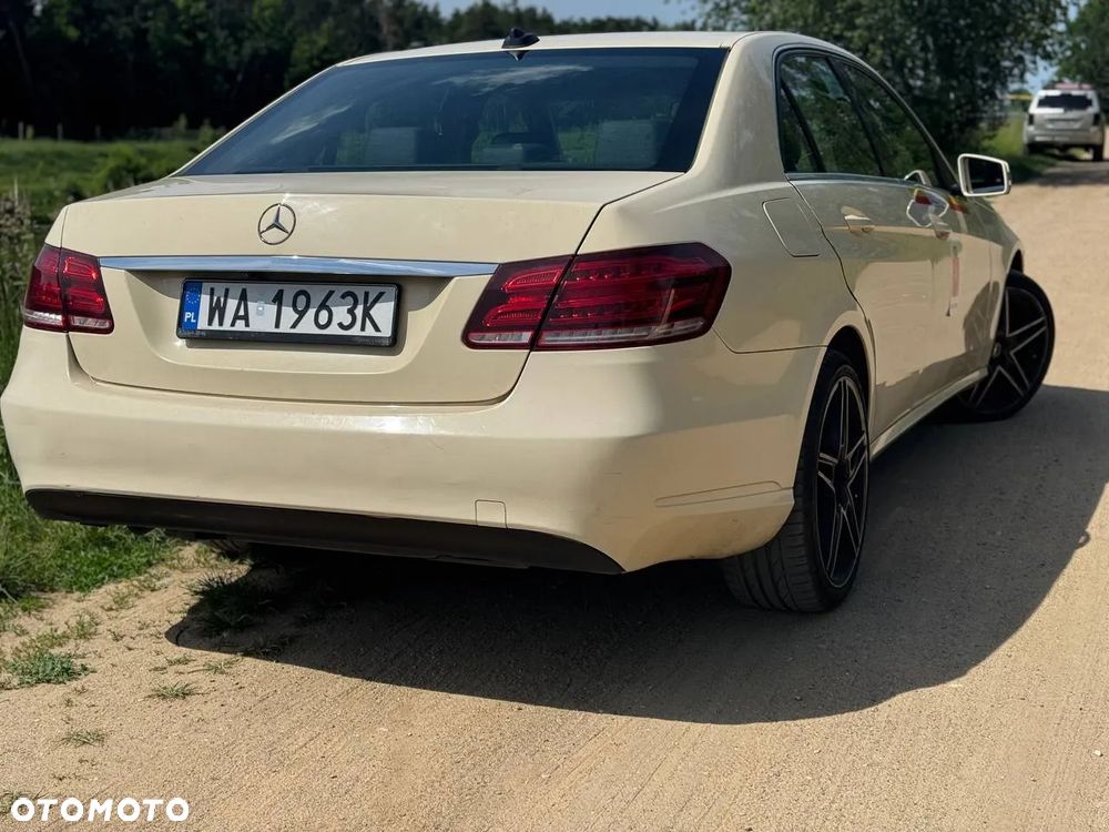 Mercedes-Benz Klasa E 200 BlueTEC 7G-TRONIC - 4