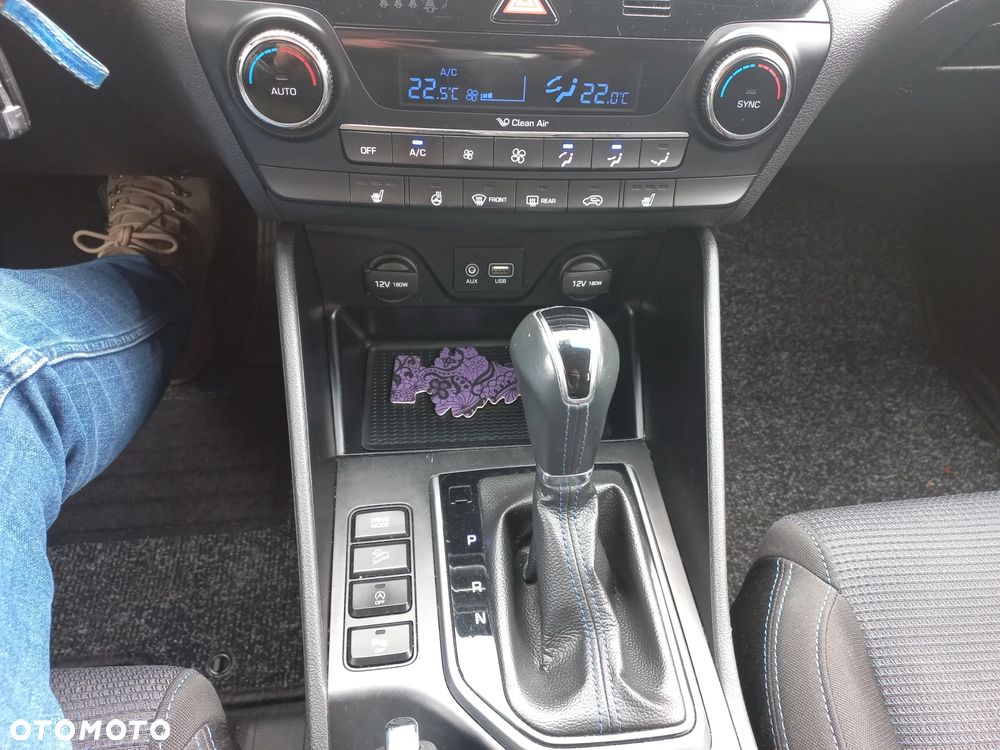 Hyundai Tucson blue 1.7 CRDi 2WD DCT Style - 28