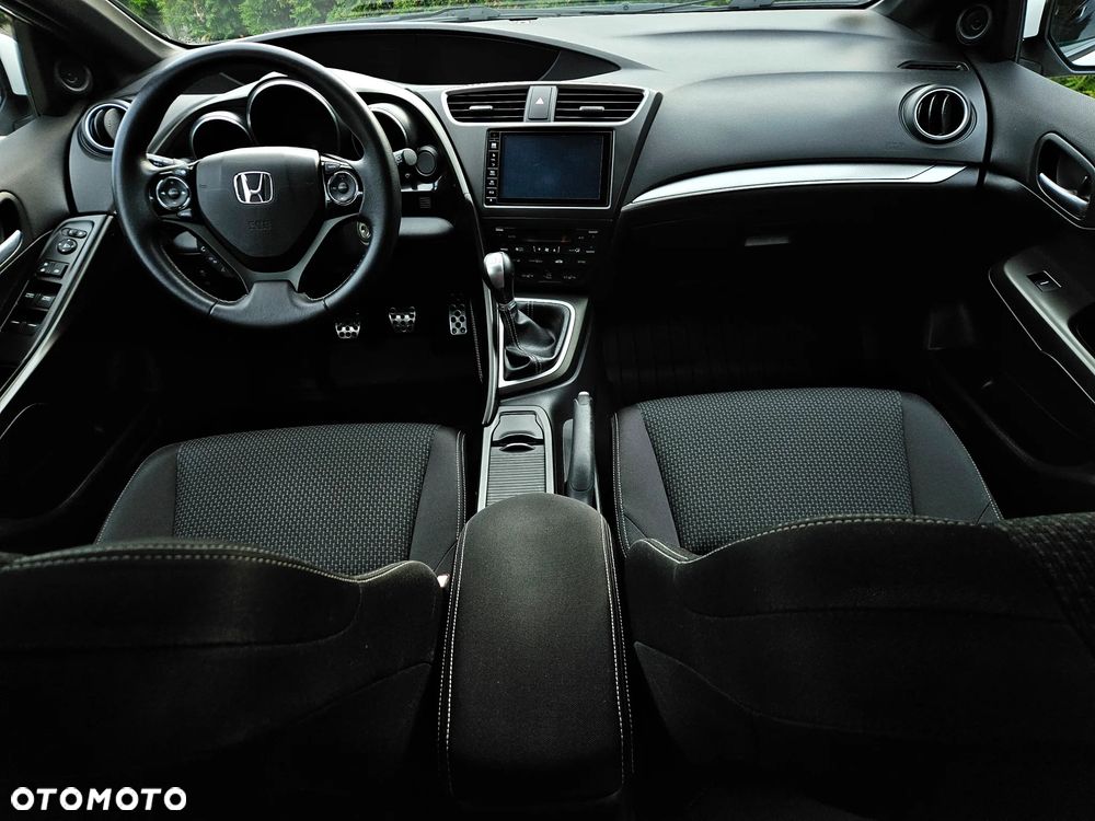 Honda Civic 1.8 i-VTEC Lifestyle - 24