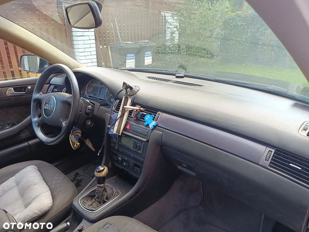 Audi A6 Avant 1.9 TDI - 10