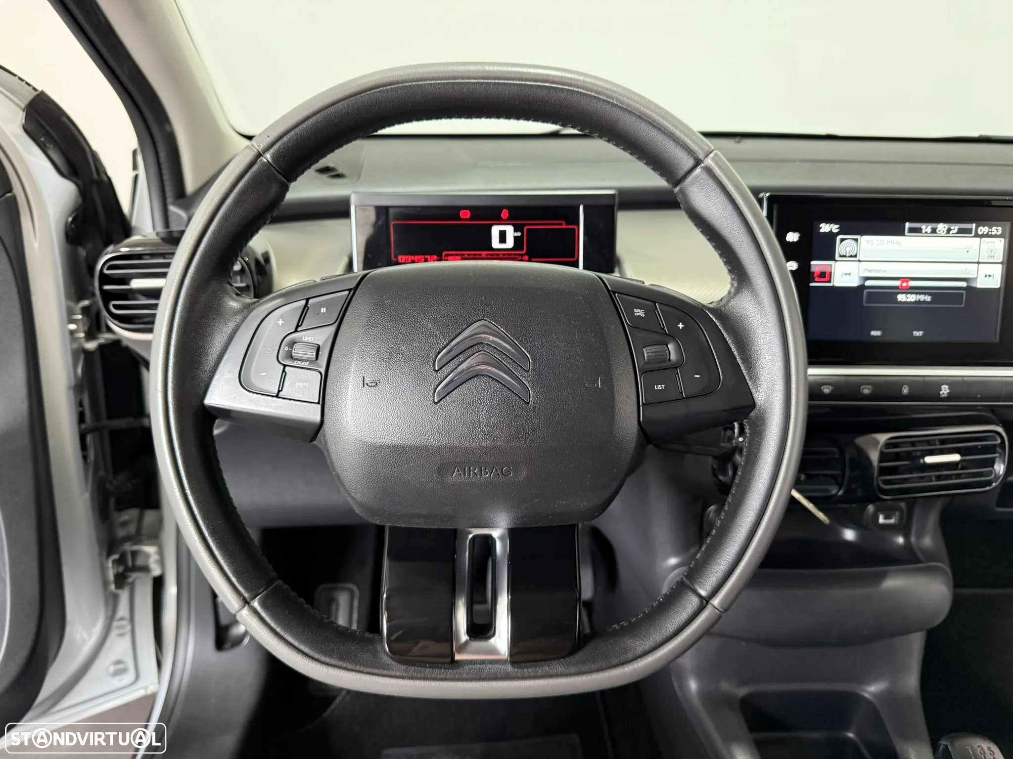 Citroën C4 Cactus 1.2 PureTech Shine - 24