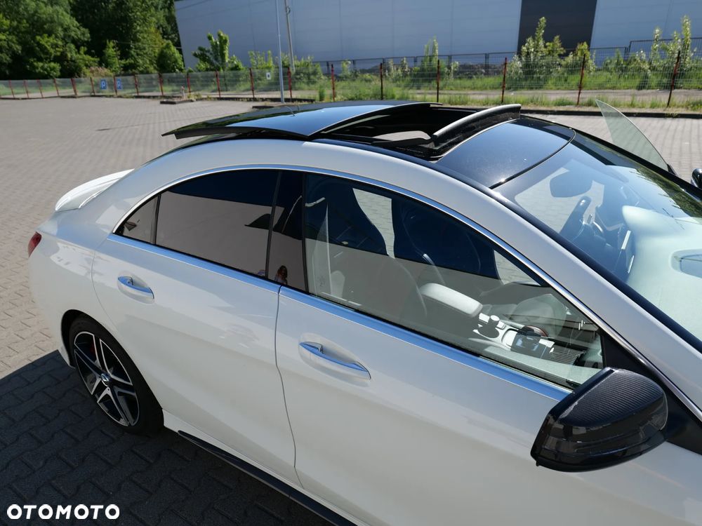 Mercedes-Benz CLA 45 AMG 4-Matic - 10