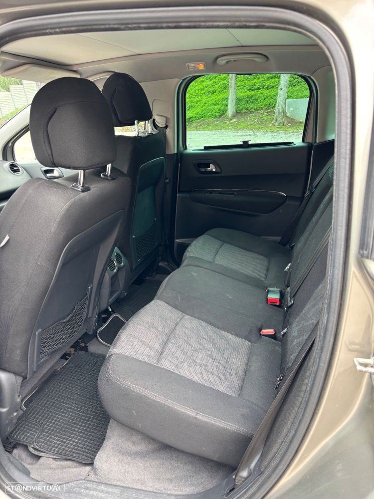 Peugeot 3008 1.6 HDi Active - 9