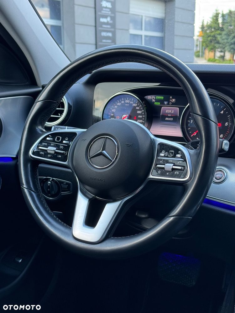 Mercedes-Benz Klasa E 300 de 9G-TRONIC Avantgarde - 28