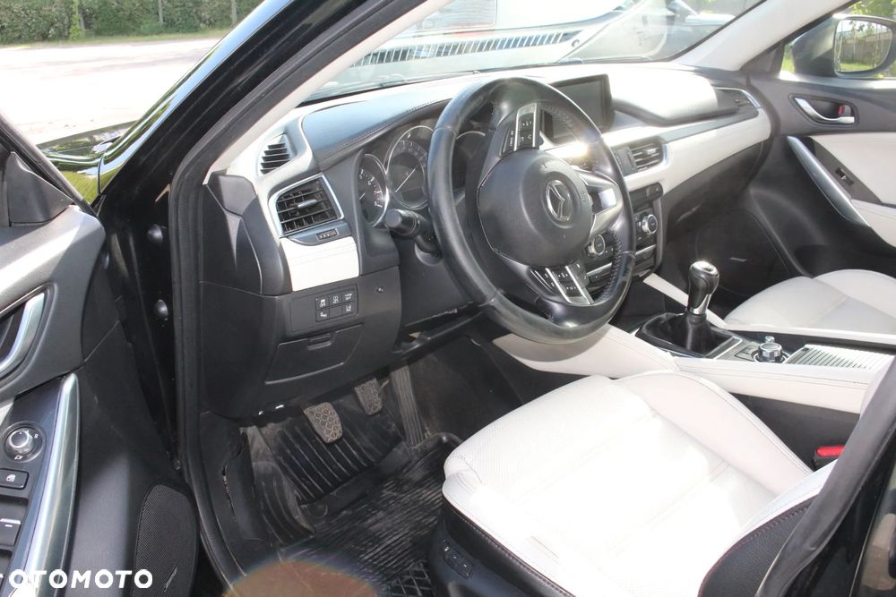 Mazda 6 - 4