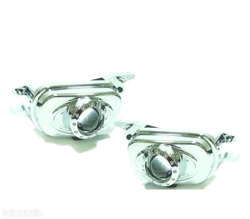 FARÓIS NEVOEIRO COM PROJETOR MERCEDES C W203 CROMADOS - 1