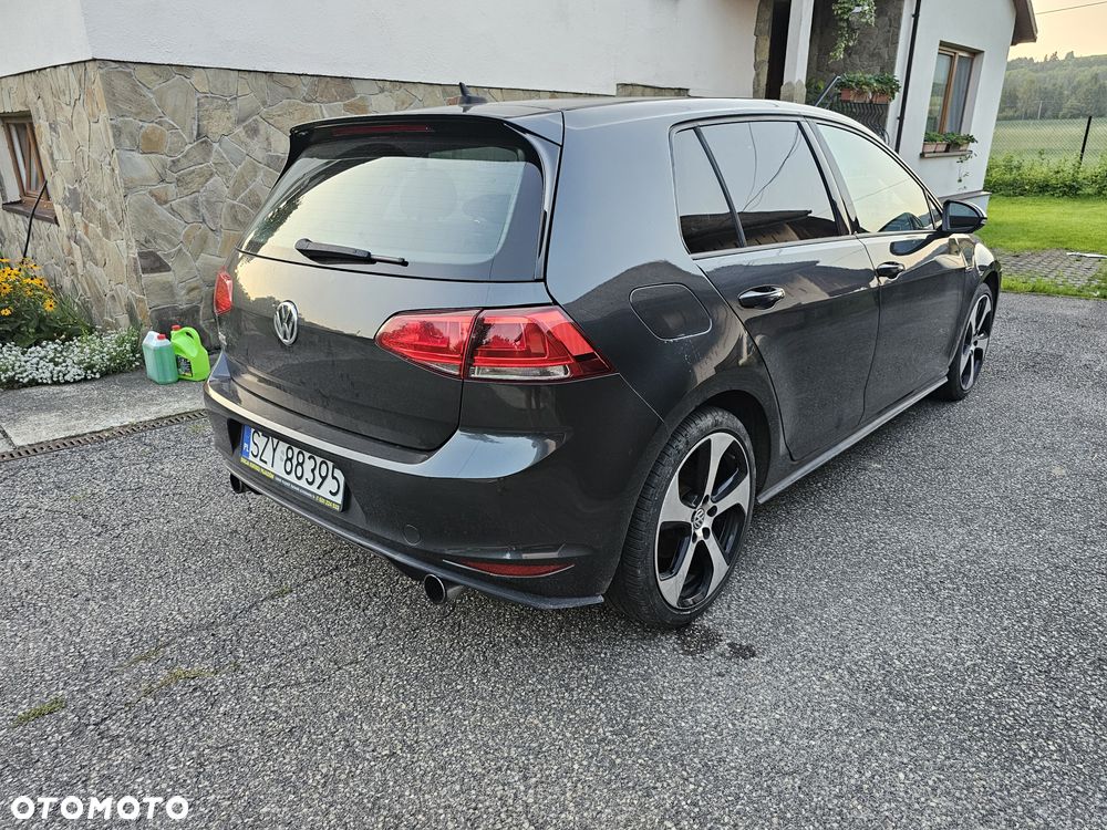 Volkswagen Golf Cabrio GTI DSG - 4