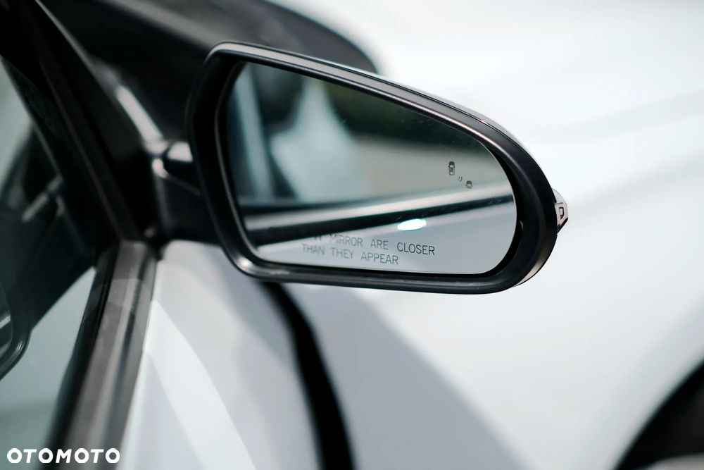 Hyundai Veloster - 20