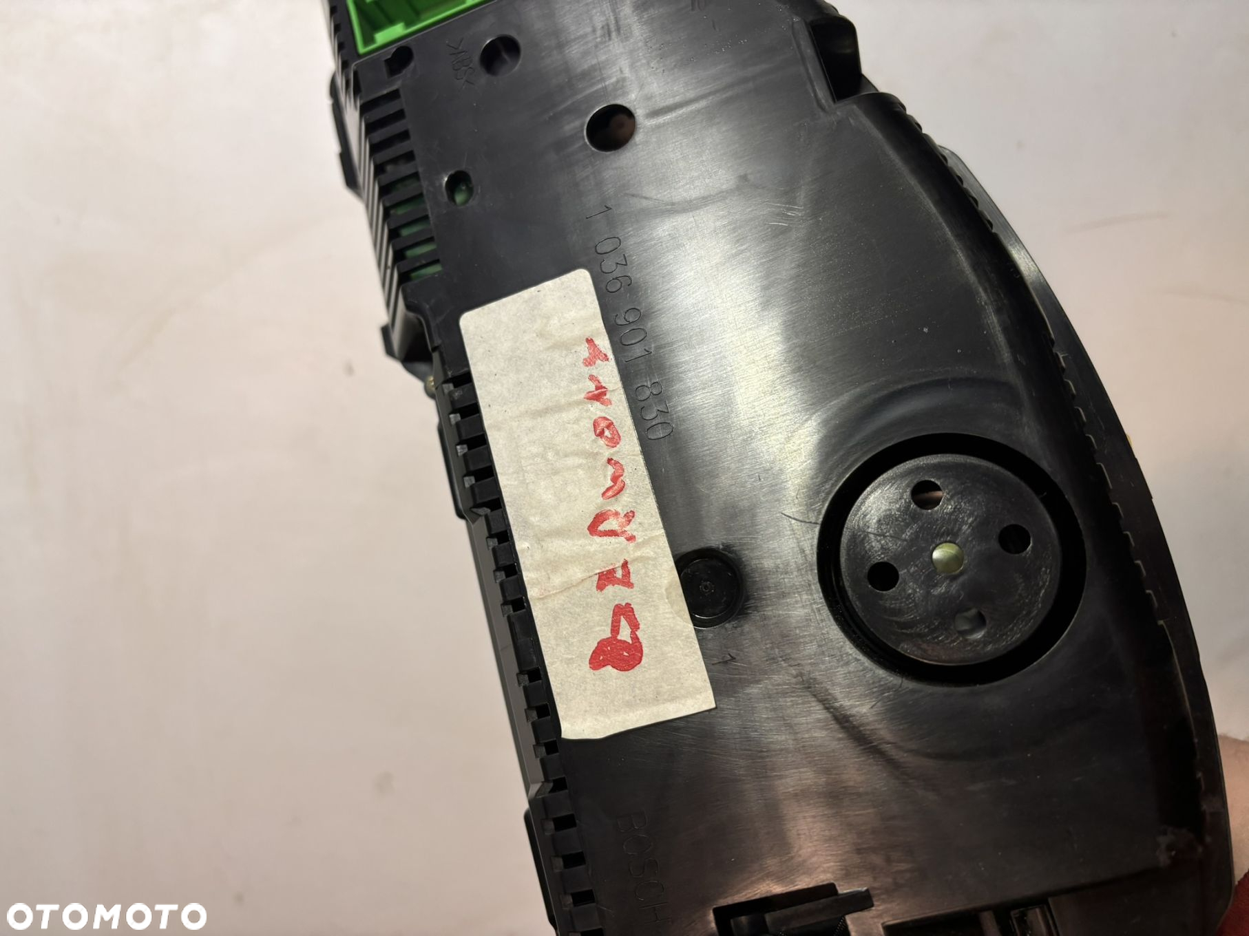 Licznik 1.8t benzyna czerwony fis Audi A4 B6 8E0 920 900 H - 2