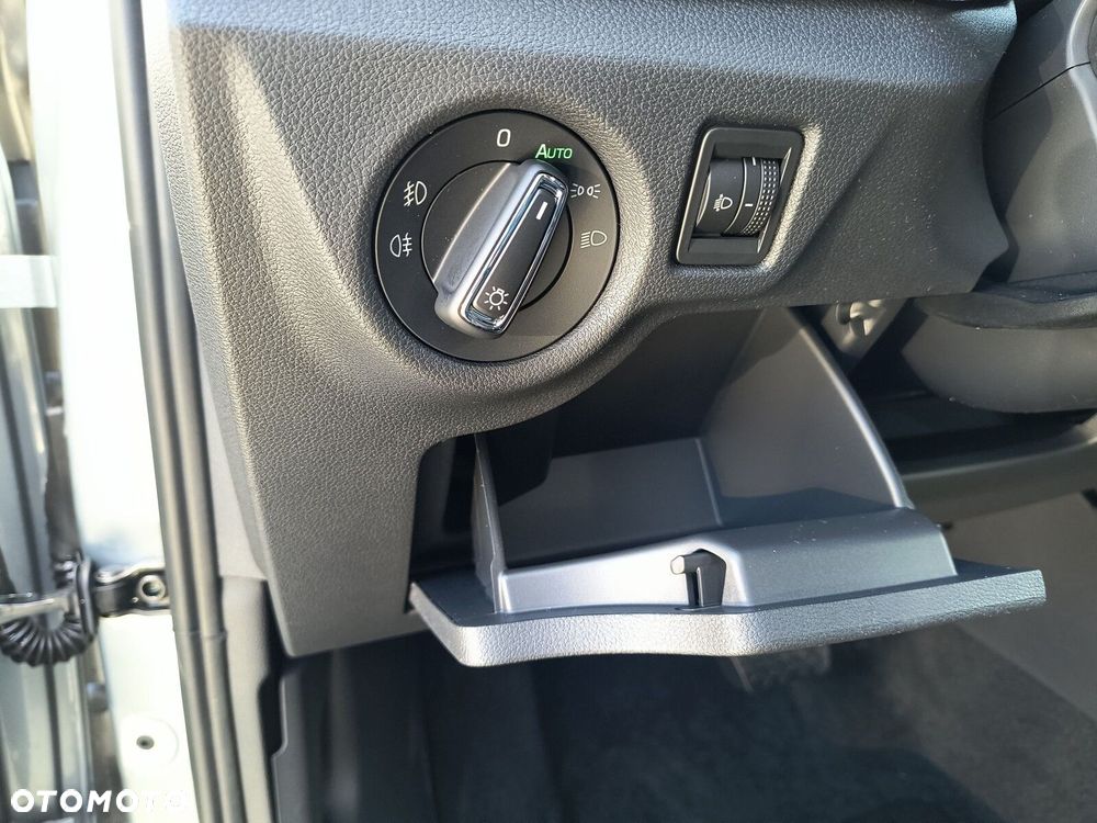 Skoda Kamiq 1.0 TSI Drive DSG - 24