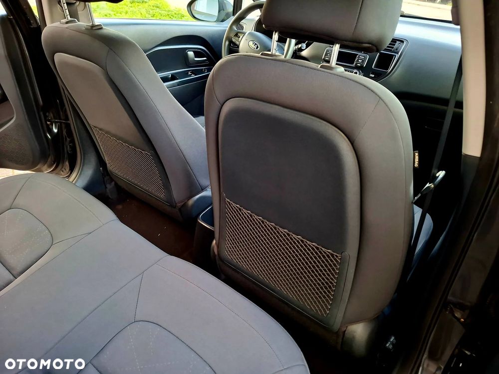Kia Rio - 29