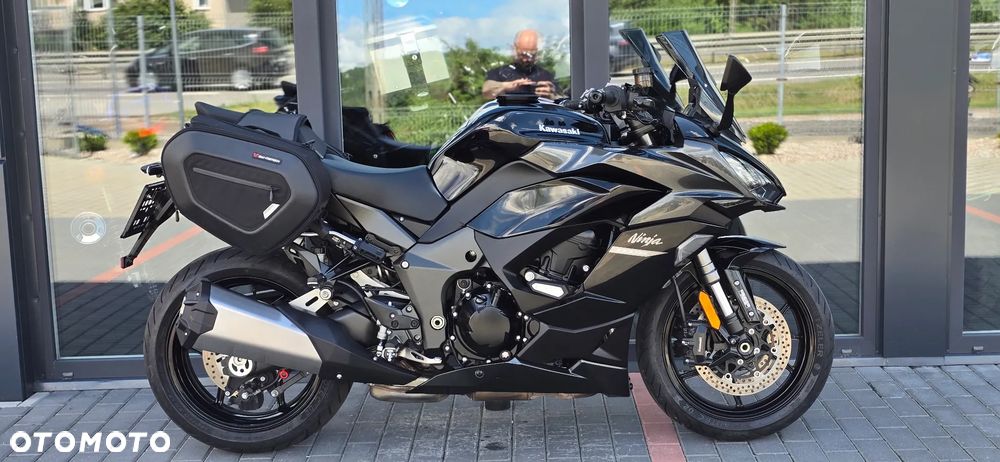 Kawasaki Ninja 1000 SX - 2