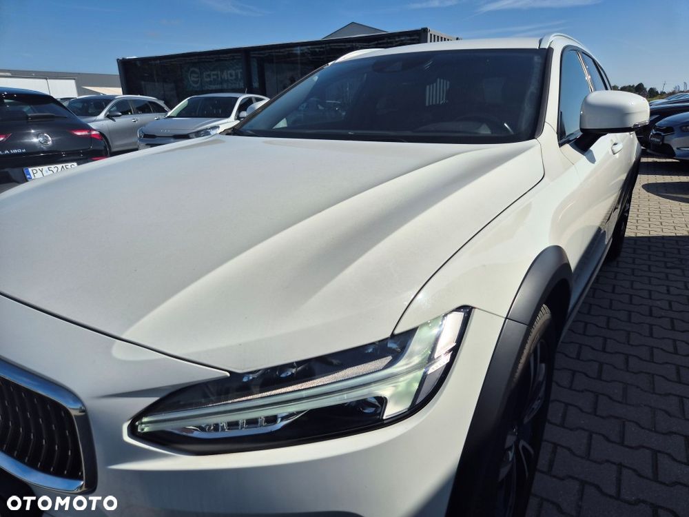 Volvo V90 Cross Country D5 AWD Pro - 3