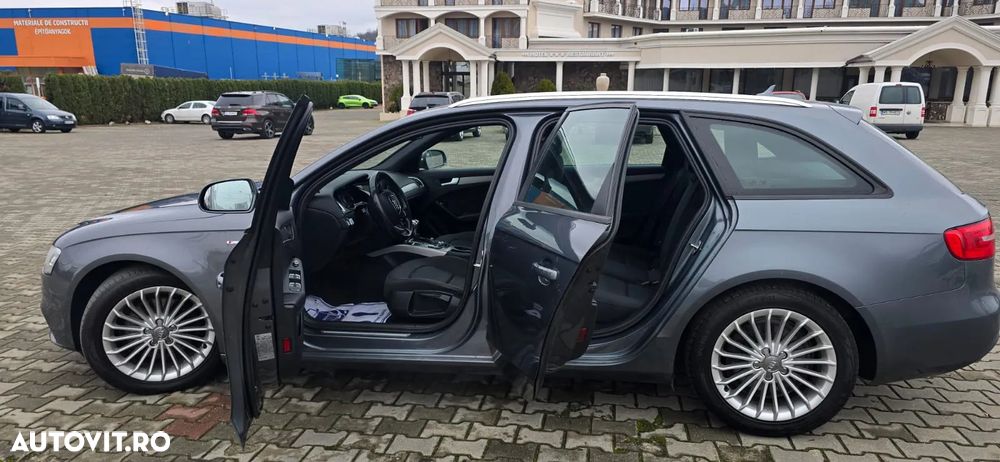 Audi A4 Avant 2.0 TDI DPF multitronic Ambiente - 2