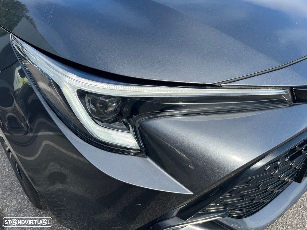 Toyota Corolla Touring Sports - 28
