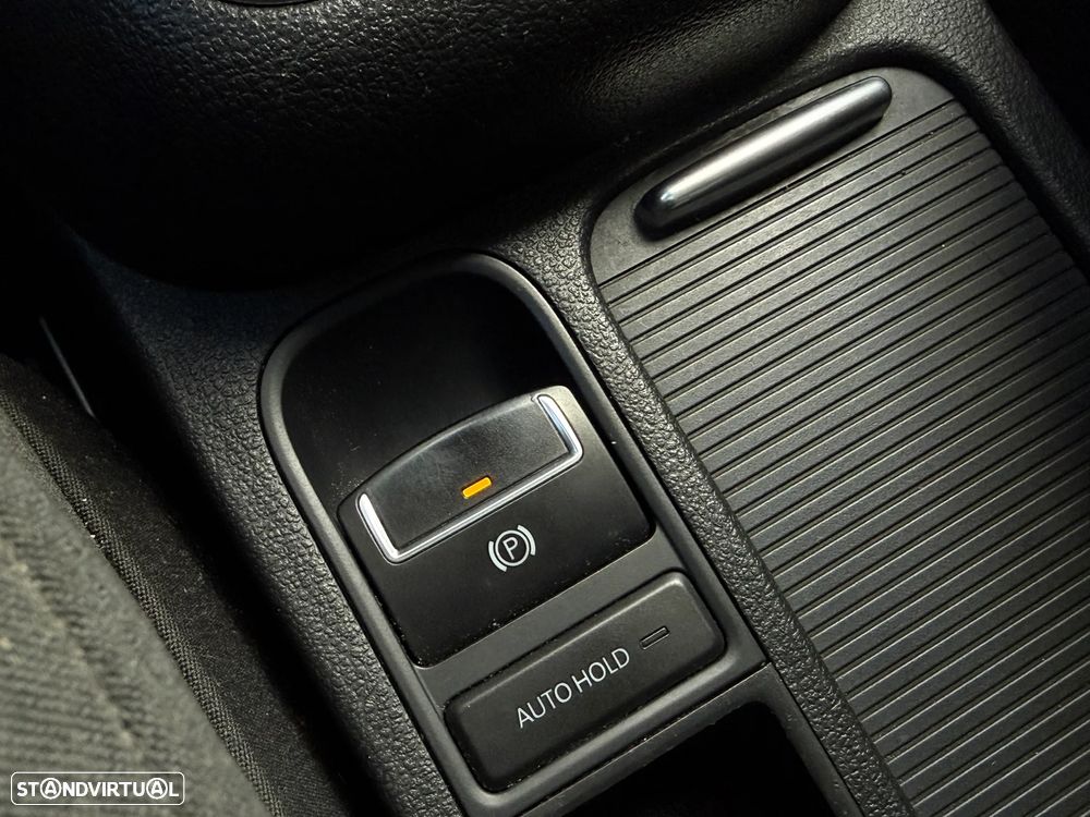 VW Tiguan 2.0 TDI Sport 4Motion - 12