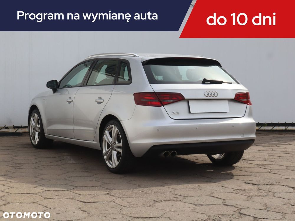 Audi A3 Sportback - 6