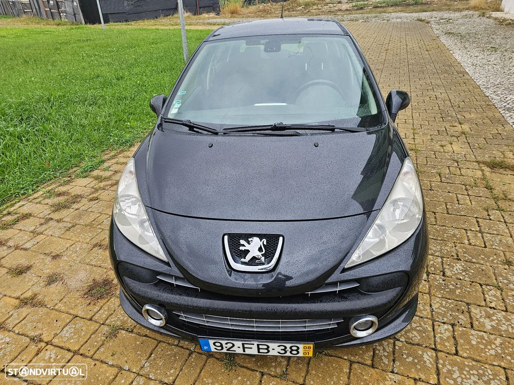 Peugeot 207 1.4 16V Trendy - 3