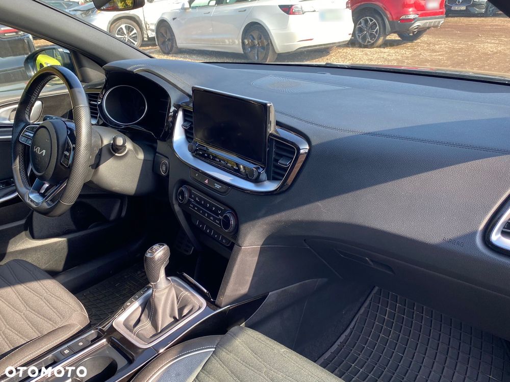 Kia ProCeed - 17