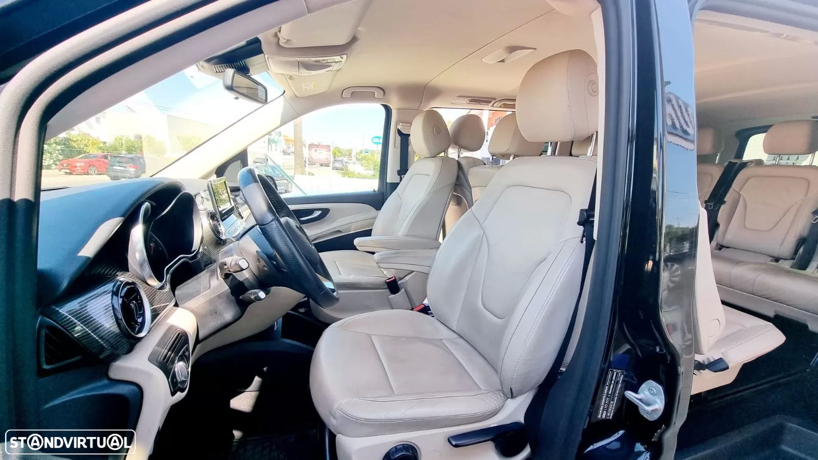 Mercedes-Benz V 300 d Longo Avantgarde - 9