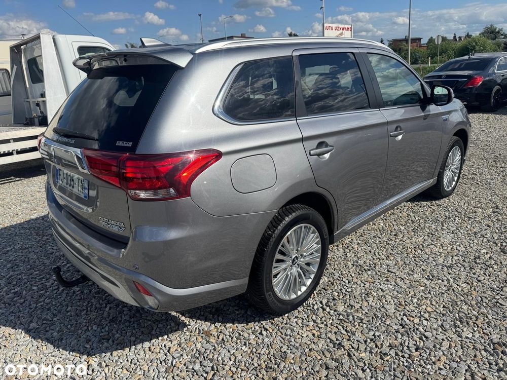 Mitsubishi Outlander 2.4 4WD Diamant - 4